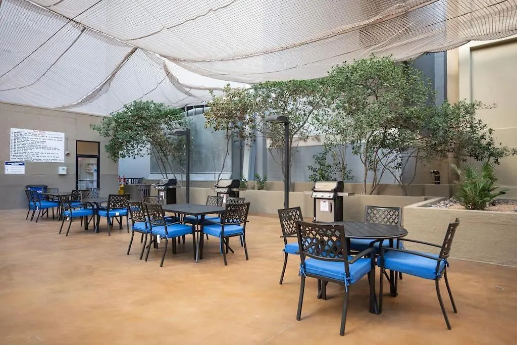 Penthouse With Epic Strip Views - 2Bd & 2Ba - No Resort Fees! 라스베이거스
