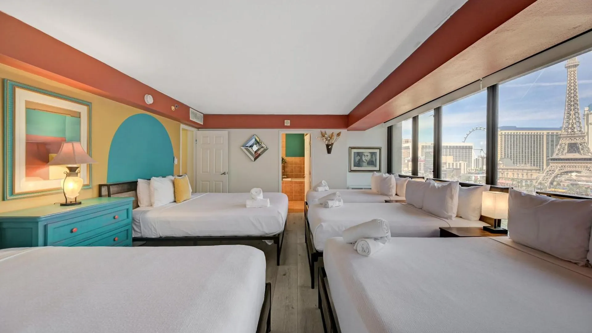 Penthouse With Epic Strip Views - 2Bd & 2Ba - No Resort Fees! 라스베이거스