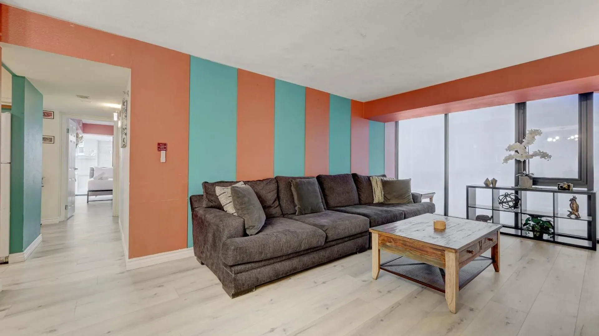 Penthouse With Epic Strip Views - 2Bd & 2Ba - No Resort Fees! 라스베이거스